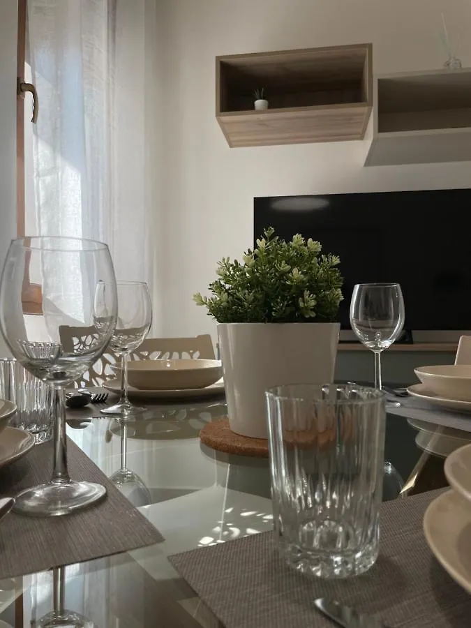 דירות ורונה La Maison De Nini 0*,